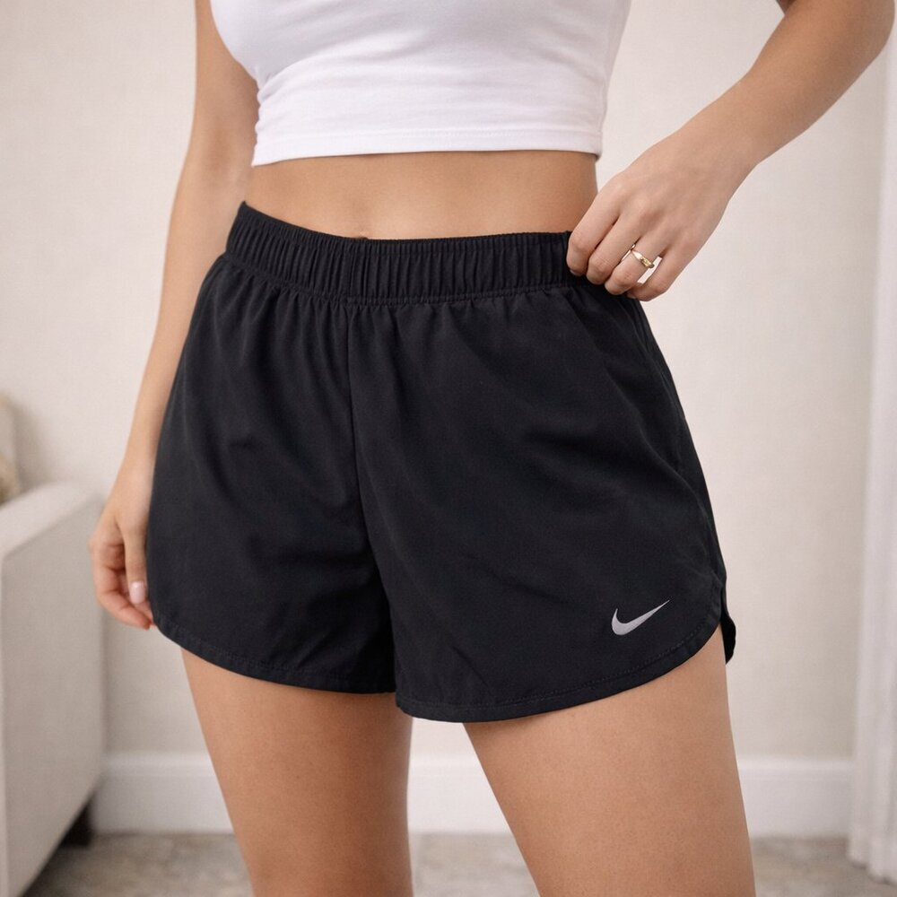 Nike Dri-FIT Black Running Shorts Womens Large Athletic Lined Workout